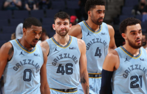 灰熊锋线围剿黄蜂三枪 青年军对决谁能破局