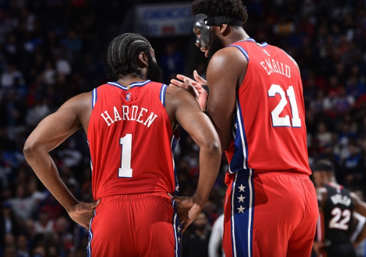 格林谈字母哥风波：队内动荡最扰军心