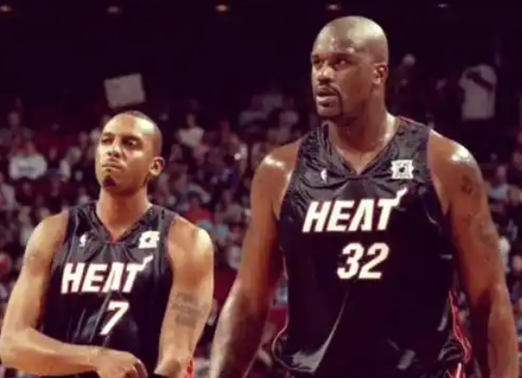 魔术：逆境中绽放的青春力量