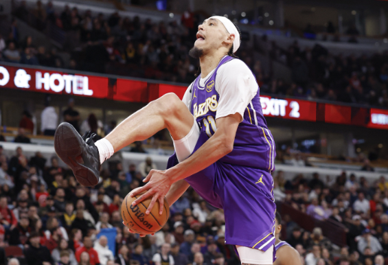 官宣受邀！海斯与布莱恩特征战扣篮大赛