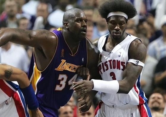 活塞：逆袭之路，东部之巅的热血征程