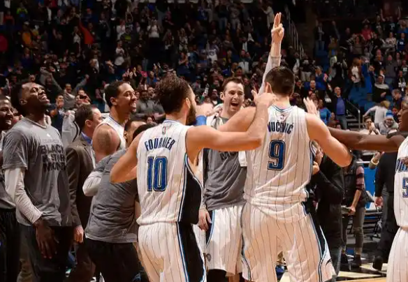 掘金：卫冕之路上的坚韧与荣光