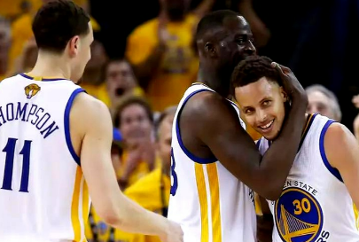 勇士战76人：库里与马克西的巅峰对决