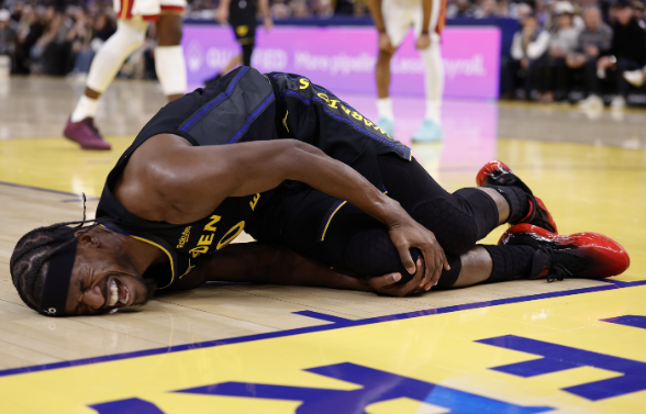 科尔回应巴特勒手术：暂不透露具体安排