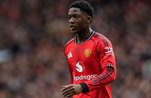 名嘴盛赞梅努：回归即巅峰，扛住压力获认可