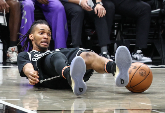 扎伊尔吐槽篮网惨败：湖人打得轻松，我们太尴尬