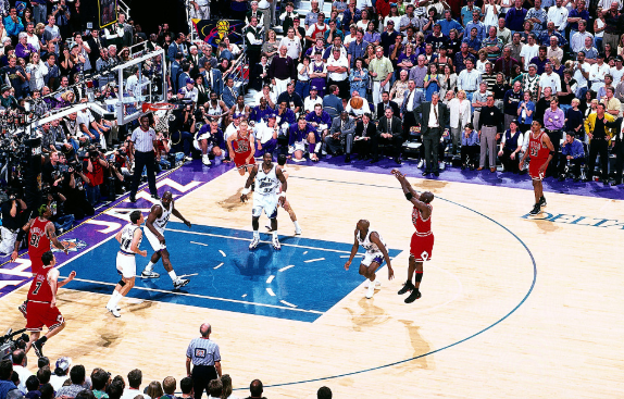 科尔谈乔丹退役：没有完美结局，追随热爱即是圆满