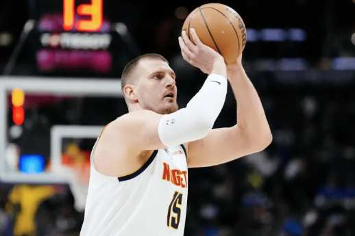掘金127-134不敌尼克斯，约基奇复出后仅1胜3负，8日客场迎战公牛盼止颓