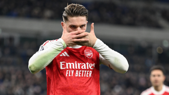 约克雷斯替补双响，跻身英超本赛季第四人