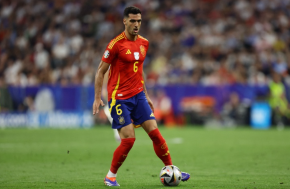 梅里诺周一手术休战4月，剑指世界杯复出