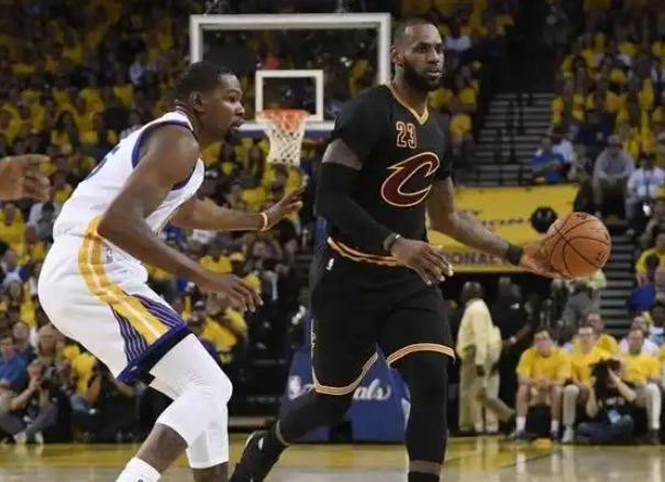 骑士：在逆境中探寻重生之路