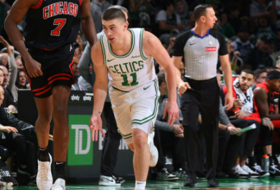 绿军锋线双核对决公牛新阵 东部卡位战一触即发