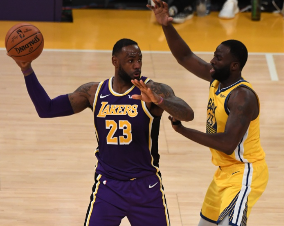 詹姆斯与格林：挚友亦是对手 默契避谈敏感话题