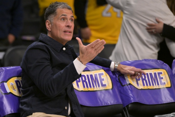 湖人官宣签下巴夫金 填补阵容满员