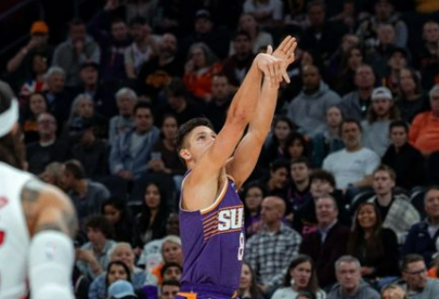 太阳风暴：逆袭与希望交织的征程