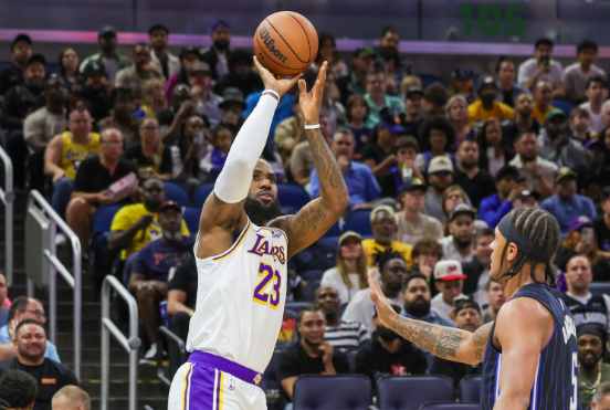 湖人主场迎战魔术，ESPN看好湖人取胜