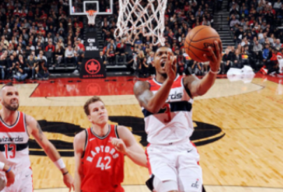 奇才摆烂遇猛龙争胜 重建与季后赛的碰撞