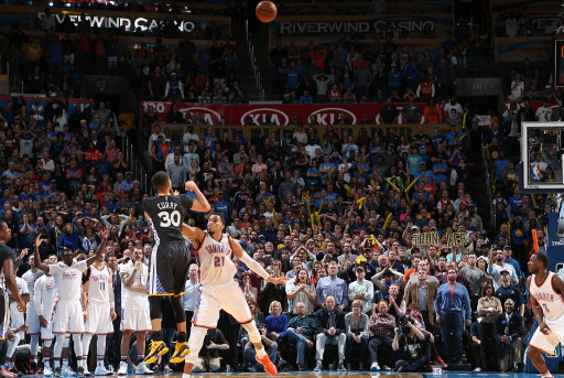 库里晒绝杀雷霆视频 感慨十年时光