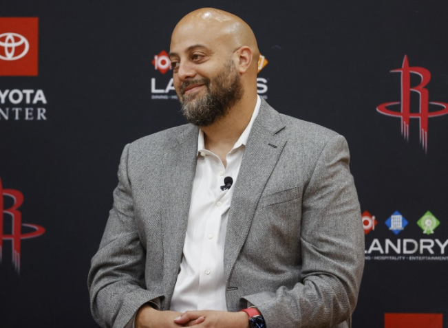 总经理拉斐尔·斯通