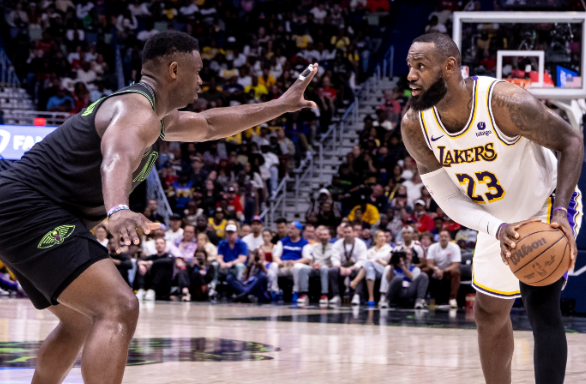 湖人主场迎战鹈鹕 锡安复出湖人全员健康