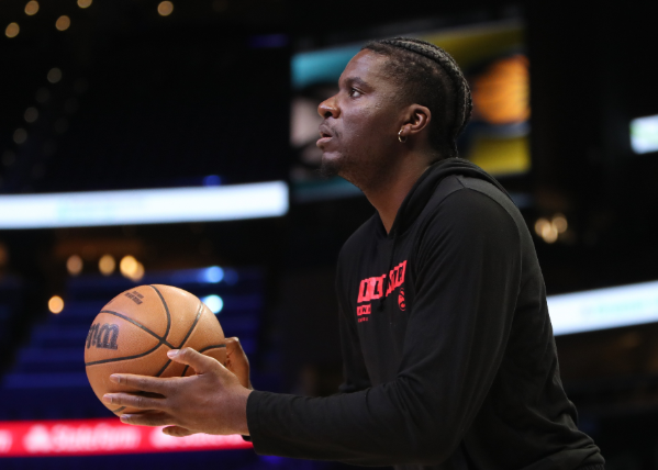 今天得把艾顿和卡佩拉这笔账彻底算清楚