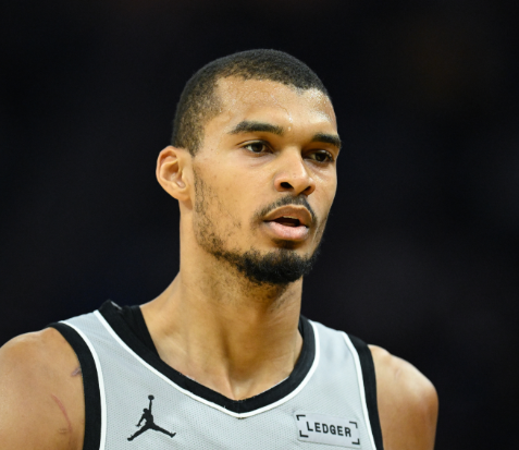 25分13篮板4盖帽