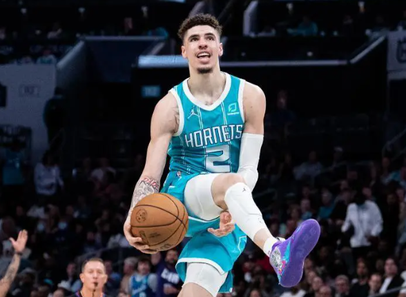 黄蜂振翅：从鱼腩到东部劲旅的蜕变之路