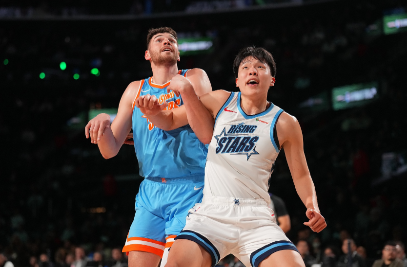 深度解析:为什么连续两年砸首轮选中锋?