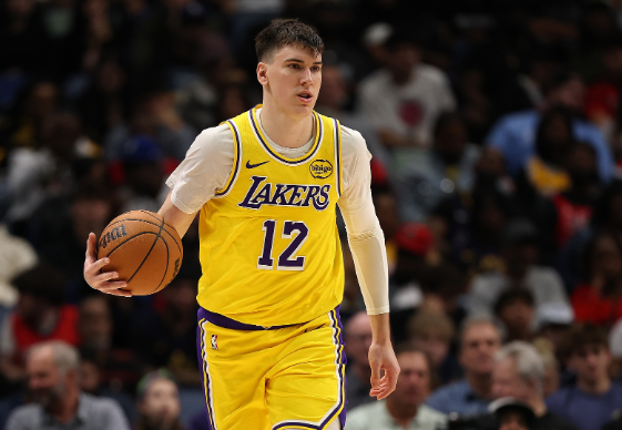 雷迪克盛赞拉拉维亚：完美完成任务，成长轨迹出色