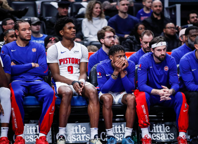 活塞：从深渊到巅峰的逆袭狂想曲