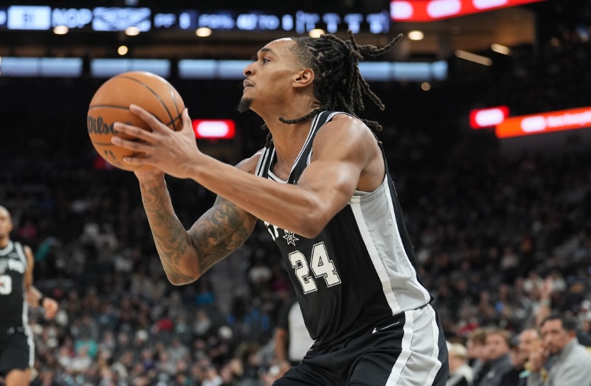 +43！6记三分！2断1帽！——瓦塞尔的“全能之夜”，马刺等了多久？