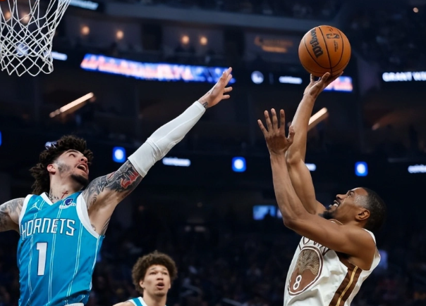 勇士：逆境中绽放的冠军之魂