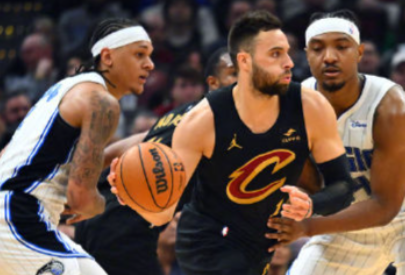 魔术青年军再战骑士残阵：伤病潮下的攻防博弈