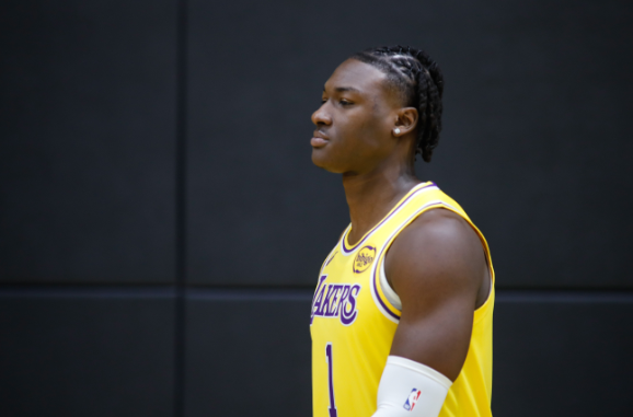 雷迪克谈新秀蒂耶罗 肯定其进步盼其成长