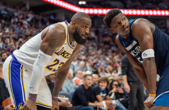 湖狼明日对决 森林狼胜率稍占优