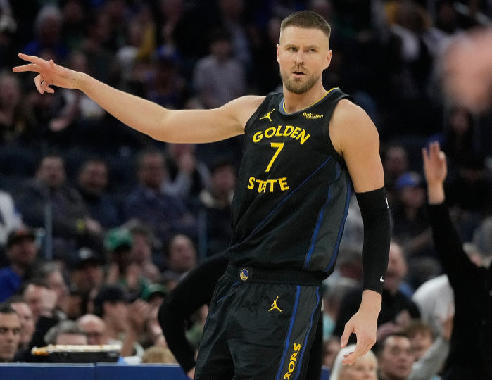 勇士客战爵士终极伤病报告——小库里复出救火，波津霍福德提前回府备战背靠背