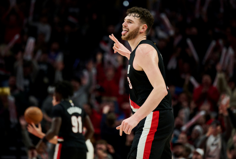 9中3拿11+11+3帽，克林根的“惨淡”之夜——新秀的必经之路