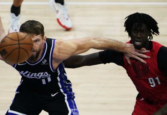 开拓者：伤病潮中逆风起航的坚韧之旅