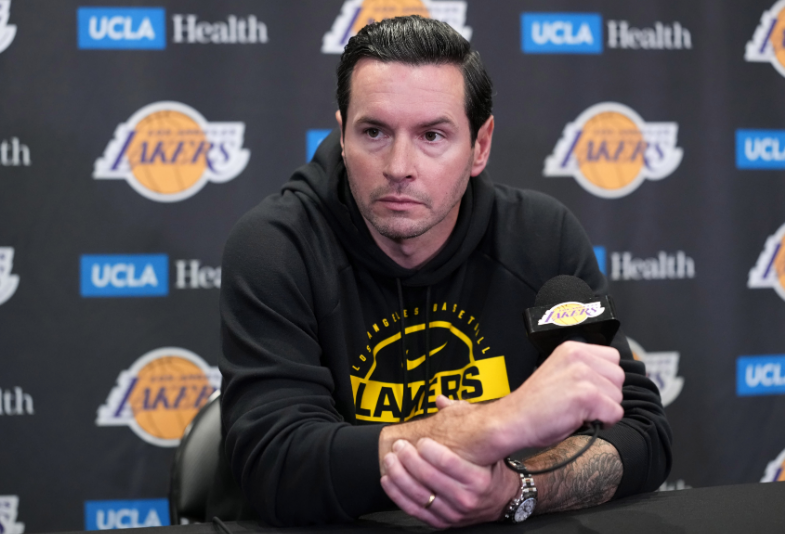 雷迪克：我得保存阿德巴约83分录像，这是另一个级别的篮球