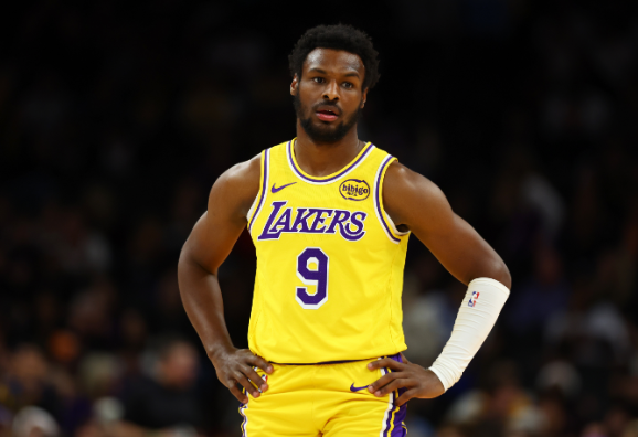 湖人阵容调整迎森林狼，青年军驰援焦点战