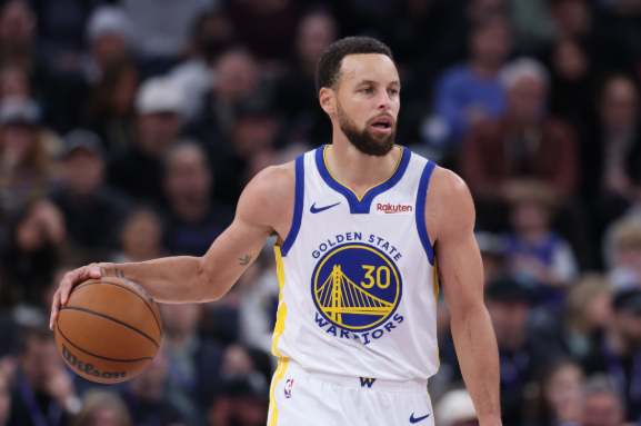 库里将再缺阵10天 已恢复场上训练