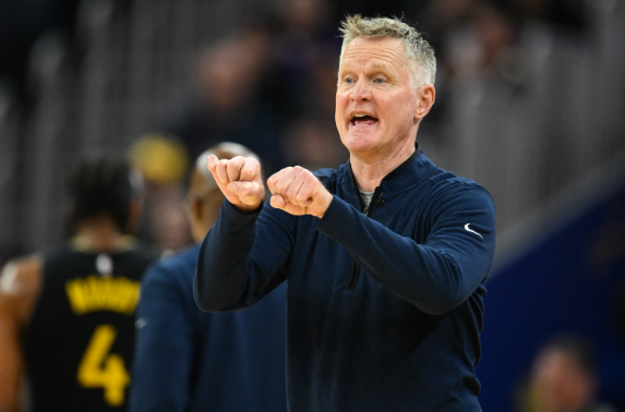 科尔谈球迷沮丧情绪 坚信勇士将再度冲击巅峰