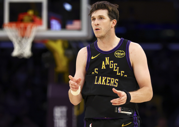 数据也在证明：湖人的确在变