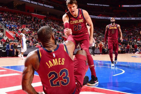 杰伦-布朗直言MVP争议：我够格，却永远达不到外界要求