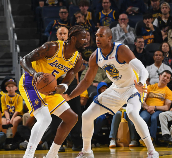 格林力挺阿德巴约83分，炮轰篮球潜规则，争议再升级