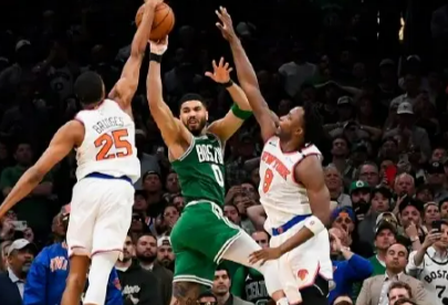 绿军双核战太阳三枪 东西部强队碰撞火花四溅