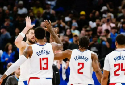 快船锋线群挑战马刺青春风暴：西部卡位战谁主沉浮