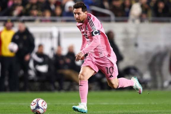 卡拉斯科：梅西受够了被巴萨大选利用