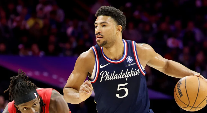 格里姆斯赛季新高 76人顶住反扑获两连胜