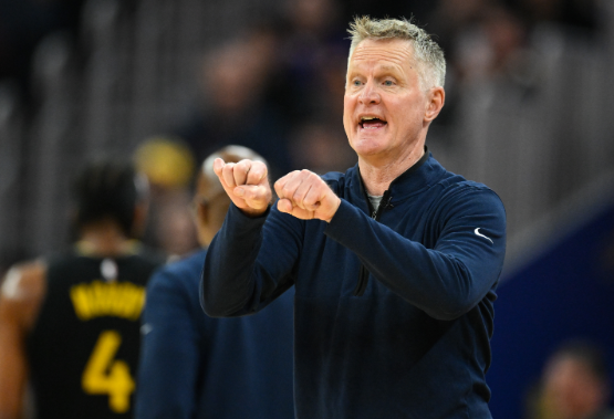 赛前互呛！科尔发短信放狠话，布朗坦然接招